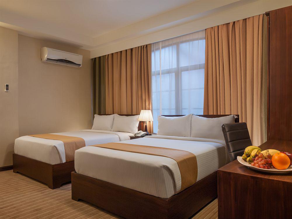 Orion Hotel Manila Exterior photo